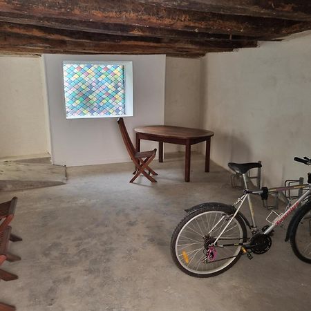 Hotel Fenetre Sur Cour Du Docteur Privey - Secure Park Bike - Voie Bleue Tournus Zewnętrze zdjęcie