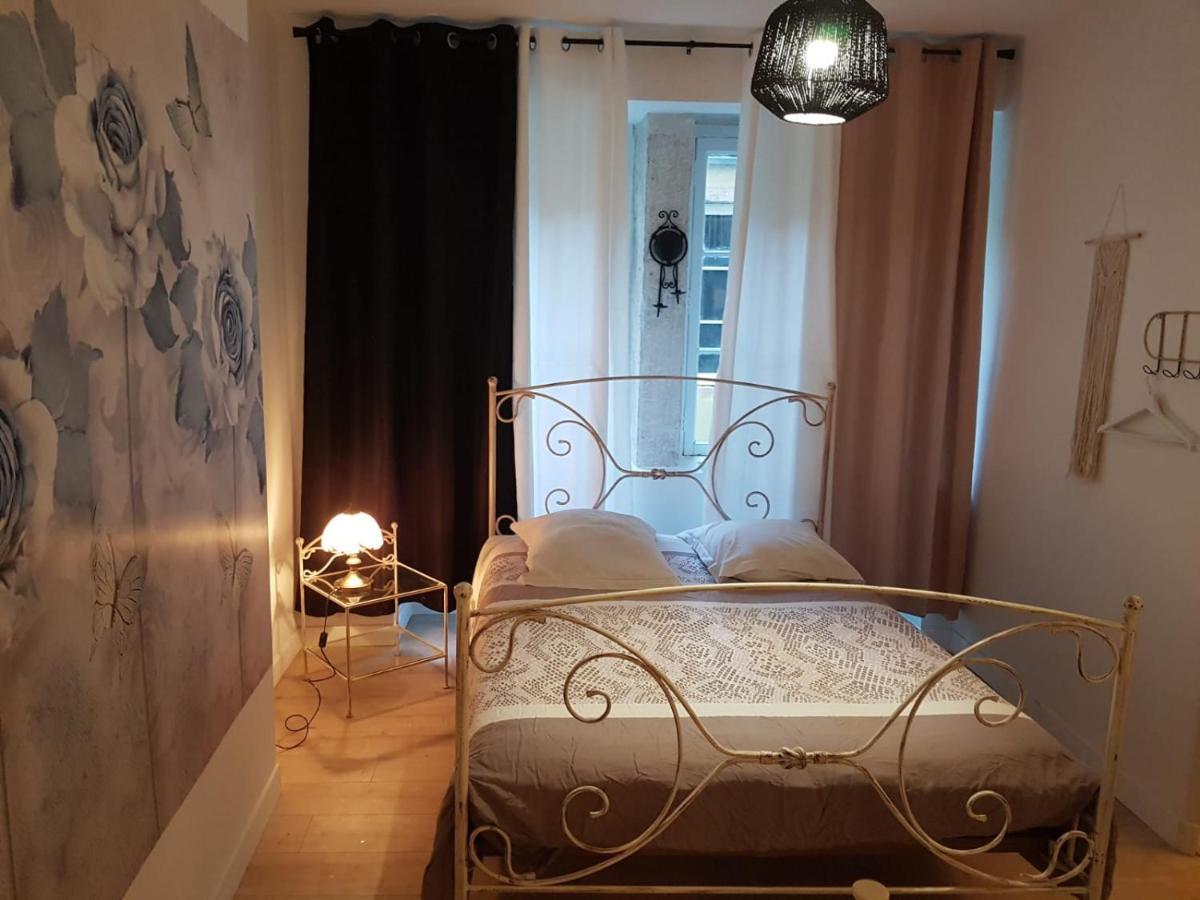 Hotel Fenetre Sur Cour Du Docteur Privey - Secure Park Bike - Voie Bleue Tournus Zewnętrze zdjęcie